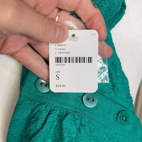 NWT- FREE PEOPLE GREEN SCRUNCHED COLD SHOULDER TOP - Picture 11 of 11